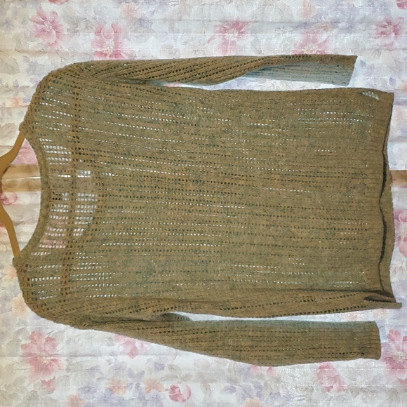 Talbot's womans sweater. It's more aqua color than looks in picture. Never worn - Picture 3 of 3